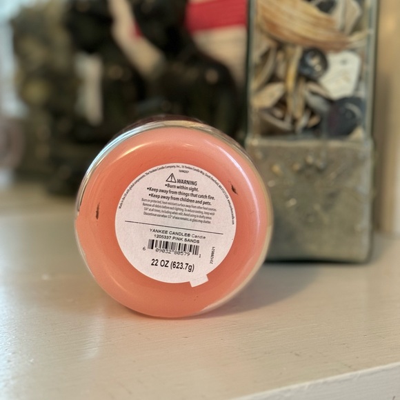 Yankee Candle Pink Sands 22oz Glass Jar with Lid - Picture 3 of 5